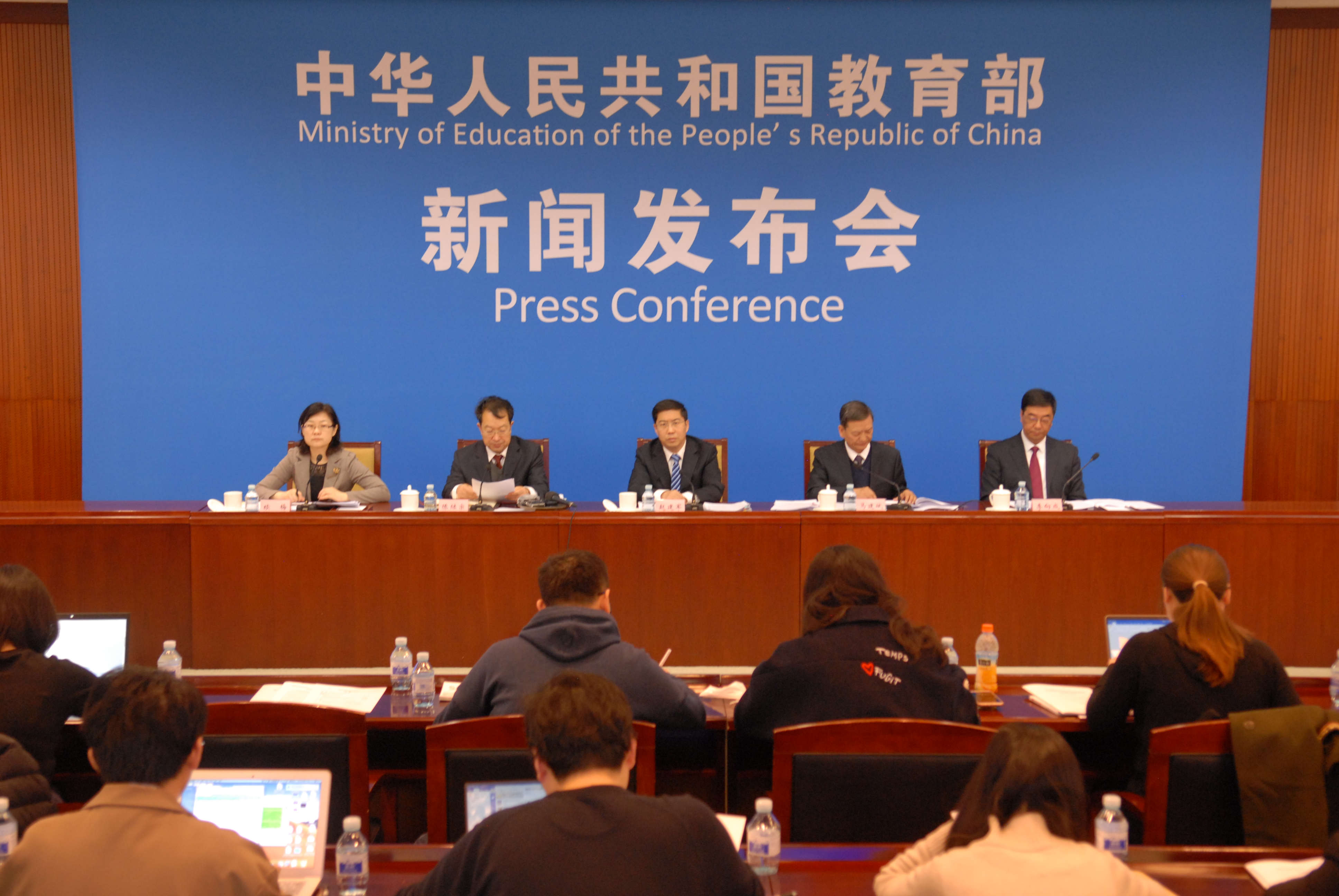 詹姆斯估计跳出合同，湖人续约方案无疑！Haynes明白将来动向(詹姆斯续签湖人)